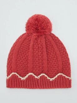 Berretto Con Pompon E Filo Lucido