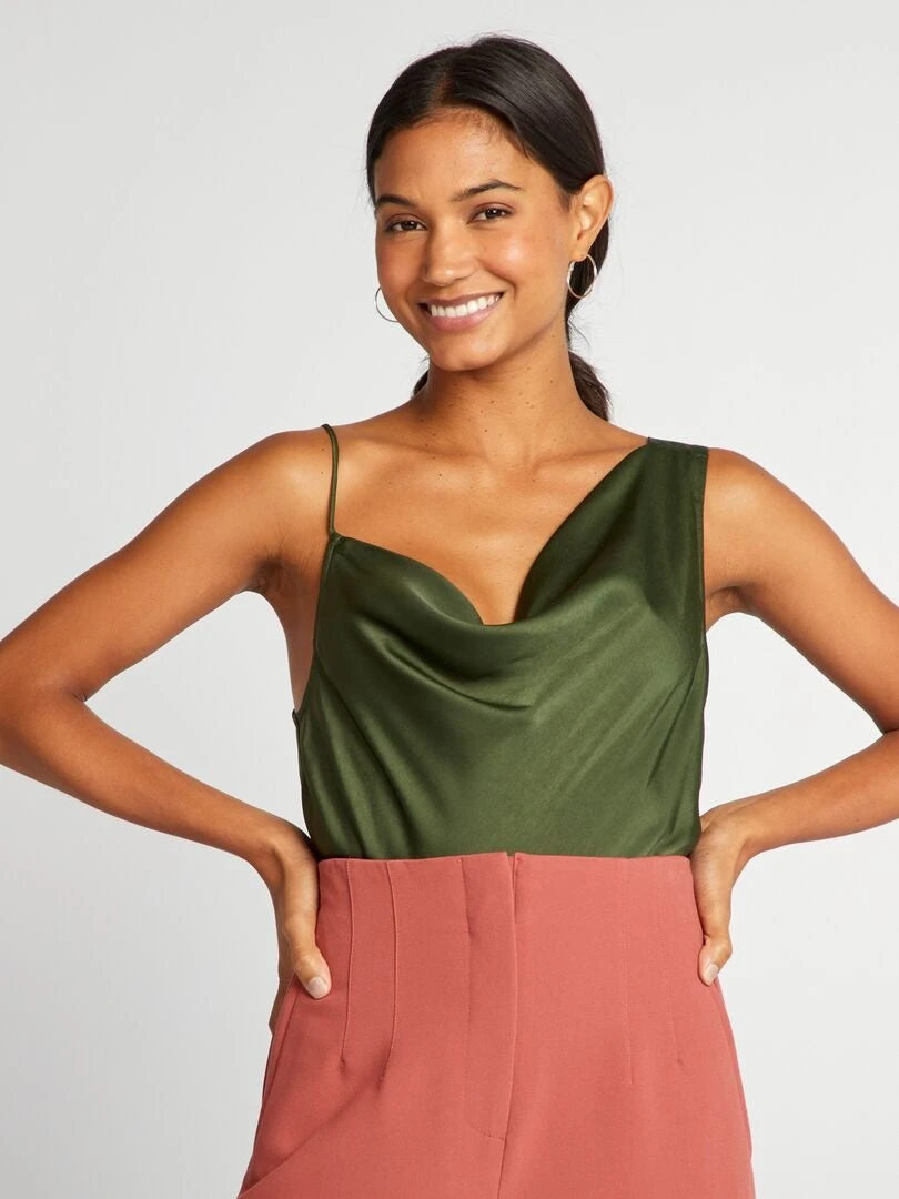 Canotta Satinato Con Collo Ad Anello 1 Canotta Satinato Con Collo Ad Anello