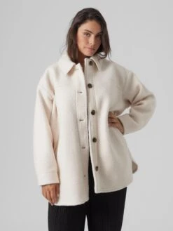 Cappotto In Feltro 'Vero Moda Curve' -Kiabi cappotto in feltro vero moda curve panna amw87 1 frb3