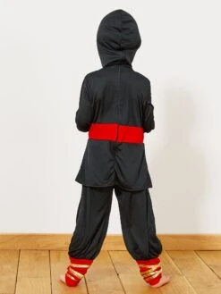 Costume Da Ninja + Accessori 9 Costume Da Ninja + Accessori -Kiabi costume da ninja accessori nerorosso tw209 1 frb5