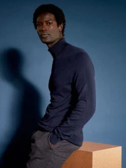 Maglione Leggero Collo A Dolcevita