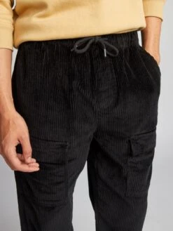 Pantaloni In Velluto Con Tasche -Kiabi pantaloni in velluto con tasche nero asr94 1 frb5