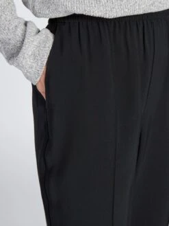 Pantaloni Regular Fit In Twill Tipo Joggers 7 Pantaloni Regular Fit In Twill Tipo Joggers -Kiabi pantaloni regular fit in twill tipo joggers nero zj851 6 frb4