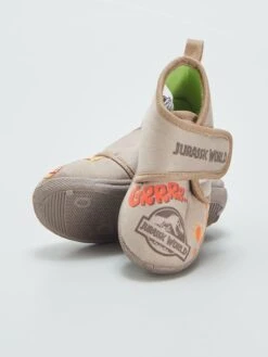 Pantofole Alte Con Chiusura A Strappo 'Jurassic World' 9 Pantofole Alte Con Chiusura A Strappo 'Jurassic World' -Kiabi pantofole alte con chiusura a strappo jurassic world marrone awd11 1 frb5