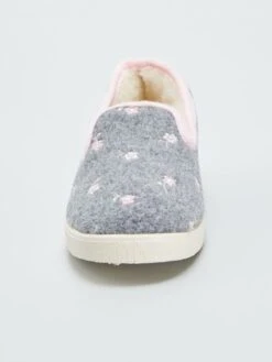 Pantofole Con Interno Sherpa E Ricamo -Kiabi pantofole con interno sherpa e ricamo grigio ayd56 1 frb3