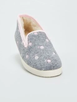 Pantofole Con Interno Sherpa E Ricamo -Kiabi pantofole con interno sherpa e ricamo grigio ayd56 1 frb5