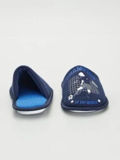 Pantofole Mules Con Stampa 7 Pantofole Mules Con Stampa -Kiabi pantofole mules con stampa blu azg22 1 frb3