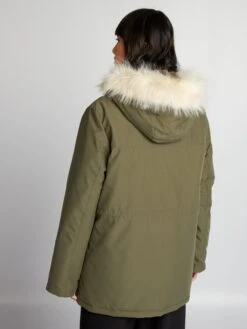 Parka Lungo Impermeabile Con Cappuccio 7 Parka Lungo Impermeabile Con Cappuccio -Kiabi parka lungo impermeabile con cappuccio kaki akc01 1 frb3