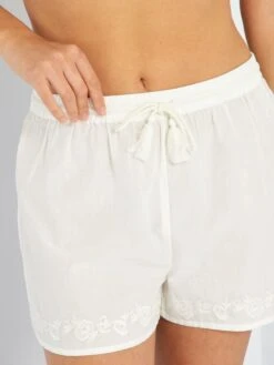 Pigiama Corto In Cotone Leggero - 2 Pezzi 9 Pigiama Corto In Cotone Leggero - 2 Pezzi -Kiabi pigiama corto in cotone leggero 2 pezzi bianco ahq26 1 frb5