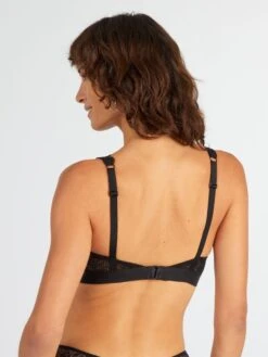 Reggiseno A Triangolo Postoperatorio In Pizzo 6 Reggiseno A Triangolo Postoperatorio In Pizzo -Kiabi reggiseno a triangolo postoperatorio in pizzo nero ans35 1 frb3