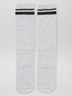 Set Di 3 Paia Di Calzini Alti Sportivi -Kiabi set di 3 paia di calzini alti sportivi nero bianco grigio amd70 1 frb4