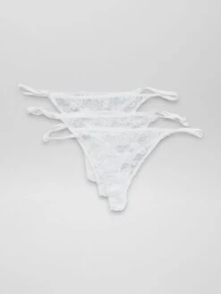 Set Di 3 Perizomi In Pizzo