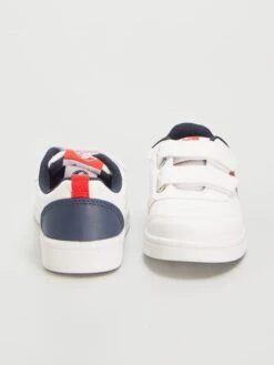 Sneakers Con Strappi 'Jurassic Park' 7 Sneakers Con Strappi 'Jurassic Park' -Kiabi sneakers con strappi jurassic park bianco awe85 1 frb3