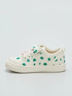 Sneakers In Tela Con Chiusure A Strappo + Charm -Kiabi sneakers in tela con chiusure a strappo charm verde atr37 1 frb4