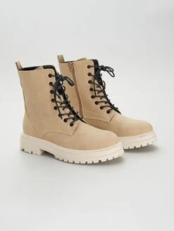 Stivaletti Chiari Alti