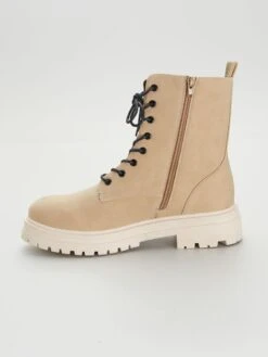 Stivaletti Chiari Alti -Kiabi stivaletti chiari alti beige ayy21 1 frb4