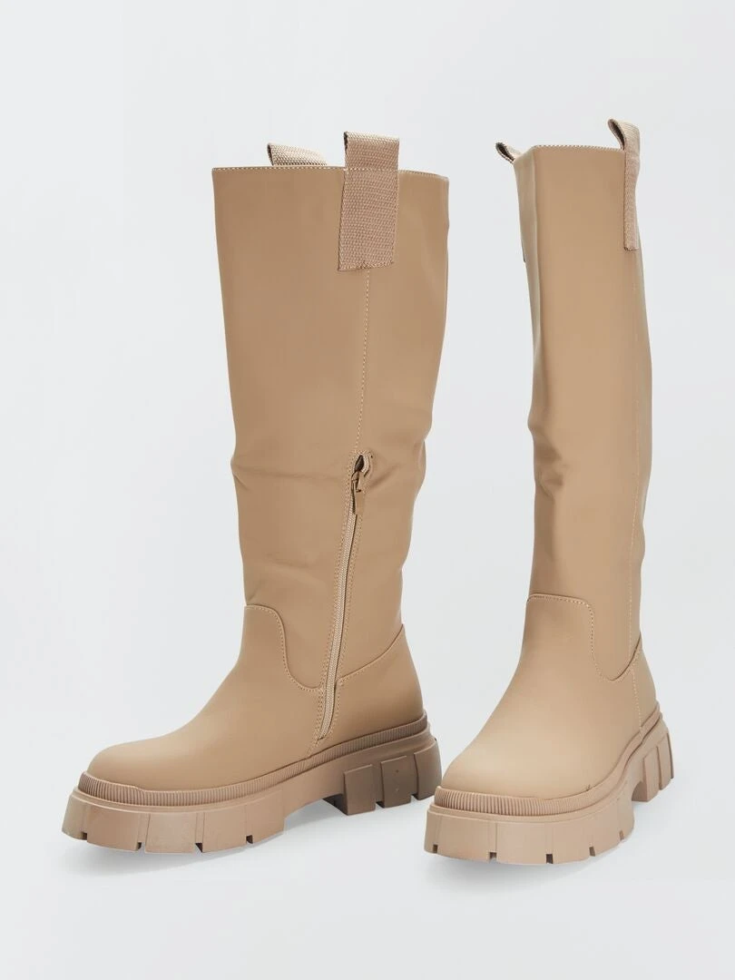 Stivali Alti Con Suola Spessa 5 Stivali Alti Con Suola Spessa - immagine 5