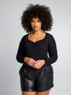 T-shirt A Coste Con Scollo A V Fantasia