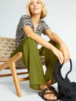 T-shirt Cropped Con Twist -Kiabi t shirt cropped con twist nero awd33 1 frb3